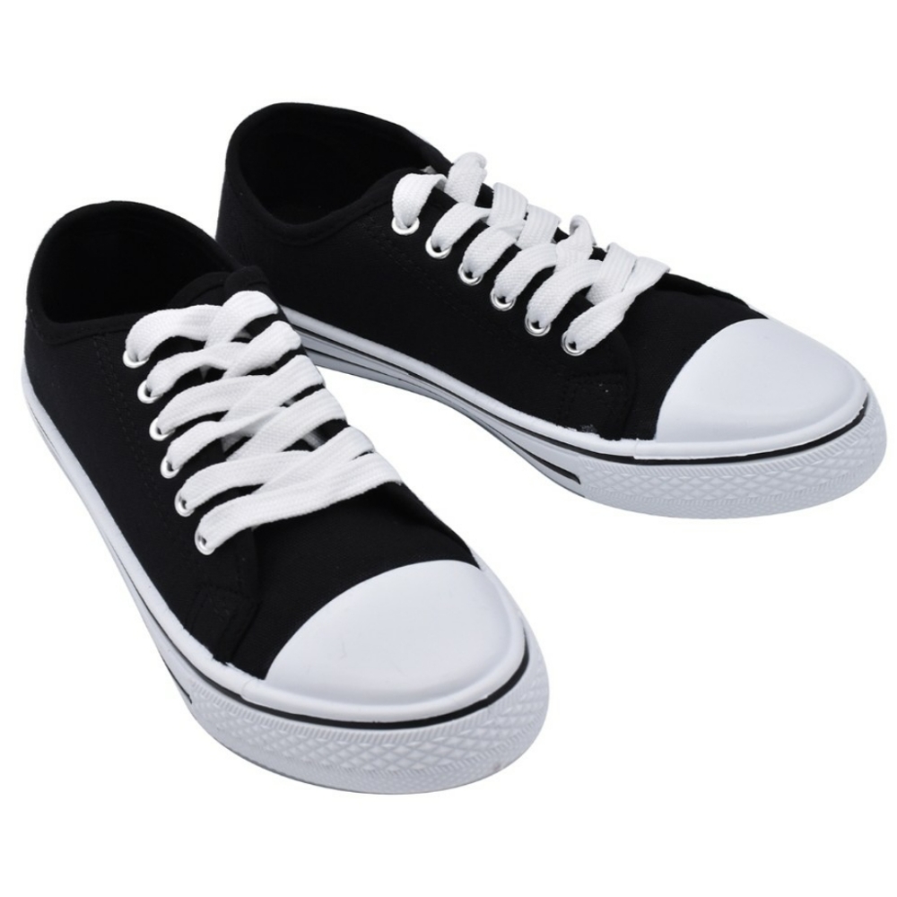 NWT Unisex Black Star Canvas Lace Up Shoes Size 5 and 7